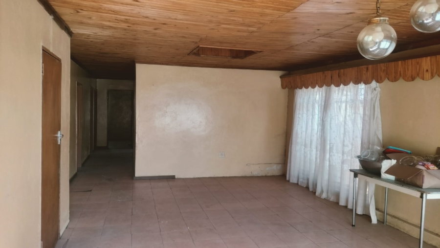 3 Bedroom Property for Sale in Kagisanong Free State